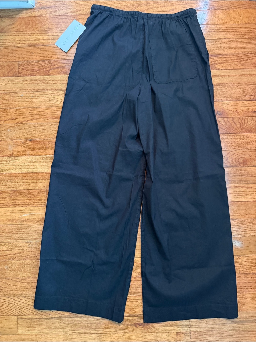 Wide-Leg Black Pants with Drawstring Waist - Picture 5 of 6